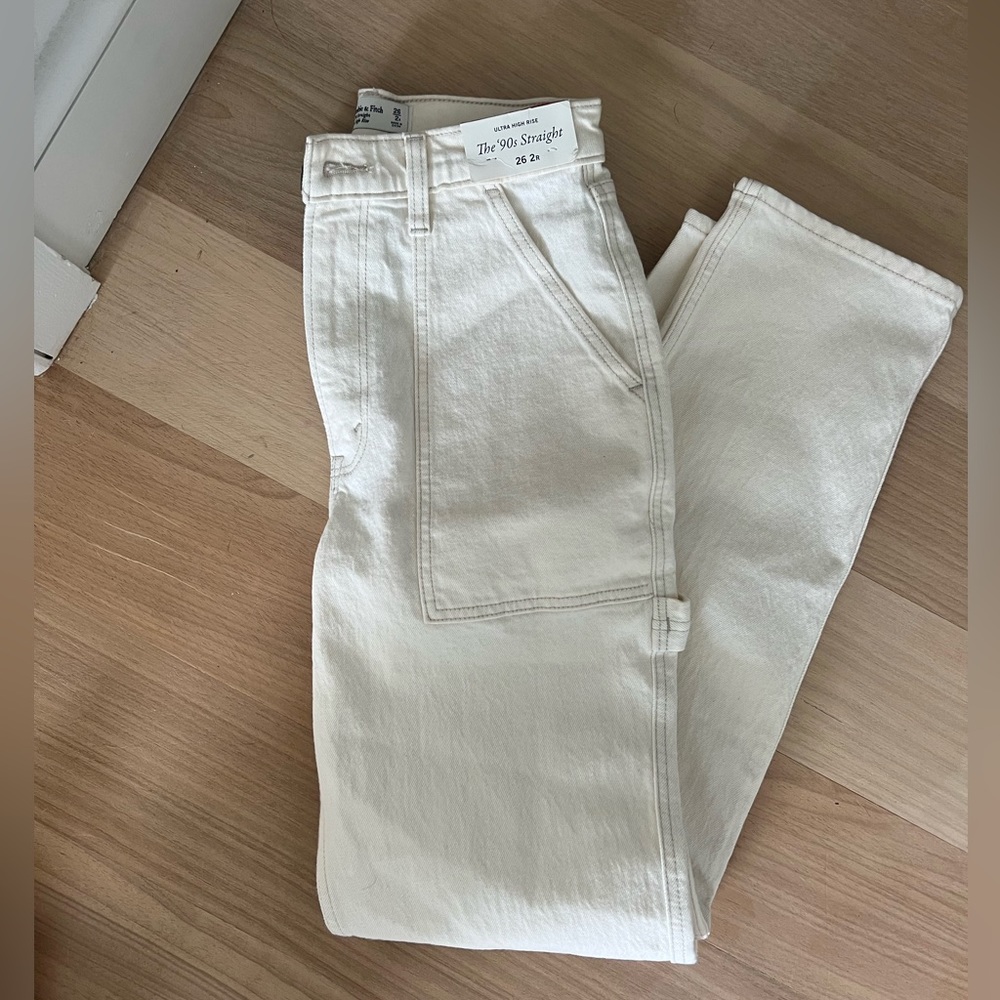 NWT! Abercrombie - The 90s Straight Utility Jeans Size 2R